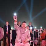 मुख्यमंत्री धामी ने कहा कि हमने भ्रष्टाचार के खिलाफ भी “जीरो टॉलरेंस की नीति” अपनाकर पिछले साढ़े चार वर्षों में 200 से अधिक भ्रष्टाचारियों को सलाखों के पीछे पहुँचाया है।