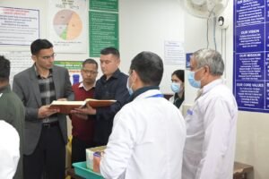 जिलाधिकारी के निर्देश; सभी आवेदनों की गहन जांच होगी