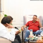 मंत्री गणेश जोशी ने कृषि एवं उद्यान विभाग के अधिकारियों के साथ बैठक कर राज्य में कृषि एवं उद्यानिकी क्षेत्र में नवाचार आधारित कार्यों को बढ़ावा देने के निर्देश दिए।