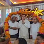 मुख्यमंत्री धामी ने कहा कि खटीमा और टनकपुर के बीच एक भव्य सैन्य स्मारक भी बनाने जा रहे हैं, जिस पर जल्द ही कार्य प्रारंभ हो जाएगा