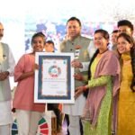 मुख्यमंत्री धामी ने कहा कि विकसित भारत के निर्माण में उत्तराखंड भी अपनी महत्वपूर्ण भूमिका निभा रहा है तथा प्रदेश के समग्र विकास के लिए योजनाबद्ध तरीके से कार्य किया जा रहा है।