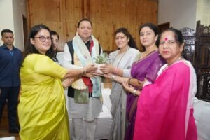 मुख्यमंत्री धामी बने उत्तराखण्ड के सबसे लंबे कार्यकाल वाले मुख्य सेवक, विभिन्न संगठनों ने किया भव्य अभिनंदन