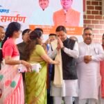 मुख्यमंत्री पुष्कर सिंह धामी ने एसजीआरआर पब्लिक स्कूलों के कार्यों की सराहना की
