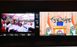 धामी सरकार का रोजगार मॉडल बना मिसाल, नेचर गाइडों के जरिए युवाओं को गांव में ही मिल रही सम्मानजनक आजीविका