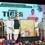 मुख्यमंत्री धामी ने विश्व बाघ दिवस पर बाघ आधारित चित्र एवं पोस्टकार्ड का किया विमोचन