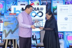 मुख्यमंत्री धामी के नेतृत्व में उत्तराखंड की मजबूत कनेक्टिविटी बनी निवेश की नई ताकत, दिल्ली-देहरादून कॉरिडोर, 50+ हवाई सेवाएं और पंतनगर ग्रीनफील्ड एयरपोर्ट से उद्योगों को मिलेगी रफ्तार