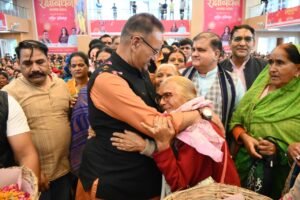 बहनों के प्यार से चार बार विधायक बने मंत्री गणेश जोशी, बोले—मातृशक्ति का आशीर्वाद ही मेरी सबसे बड़ी पूंजी