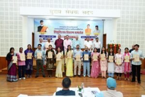 धामी सरकार में युवाओं को रोजगार की सौगात के साथ आत्मनिर्भरता की राह, 34 हजार सरकारी नौकरियों के बाद उद्यमिता पर बड़ा अभियान