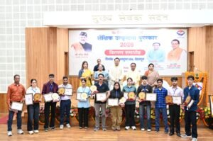 मुख्यमंत्री धामी ने डिजिटल सशक्तिकरण पर दिया जोर, नई तकनीकों के उपयोग से जीवन, आजीविका और समाज की प्रगति को मिलेगा बल